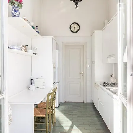 דירה Niobe - Exclusive Lakefront With Private סטרסה