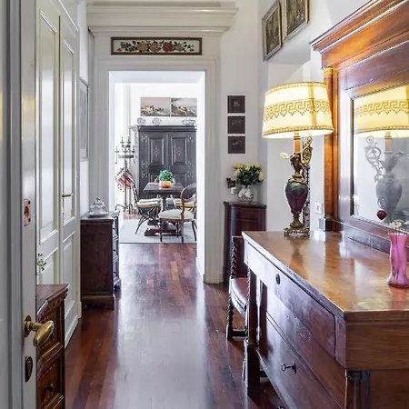 Niobe - Exclusive Lakefront With Private