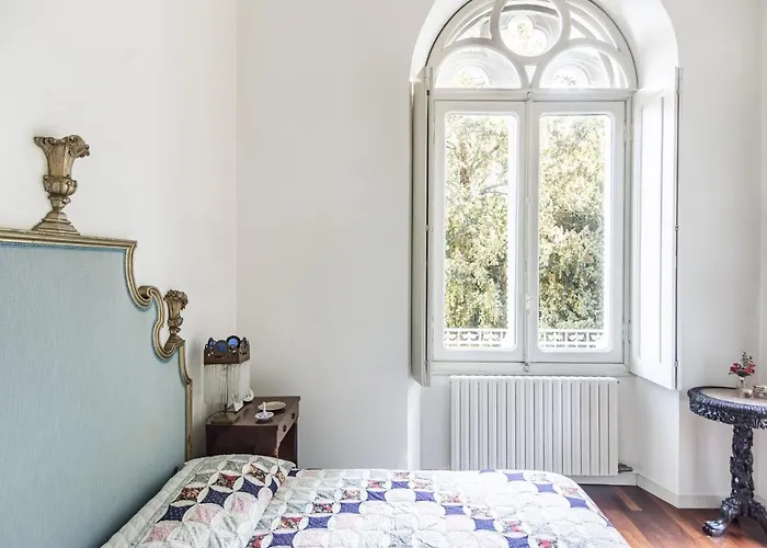 Niobe - Exclusive Lakefront With Private