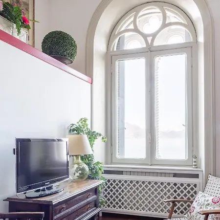 Niobe - Exclusive Lakefront With Private Appartement