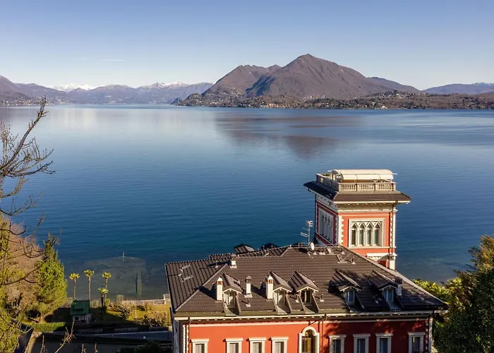 Niobe - Exclusive Lakefront With Private * ستريزا